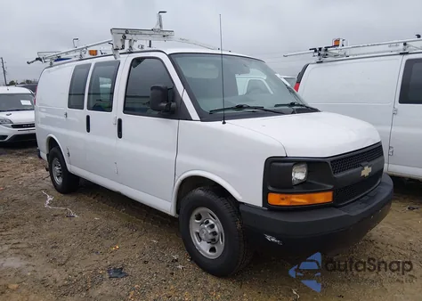 2016 Chevrolet Express 2500 Work Van из США, поврежденный, VIN 1GCWGAFF5G1329031